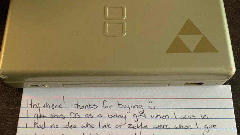 Se encuentran una emotiva nota en una Nintendo DS de segunda mano